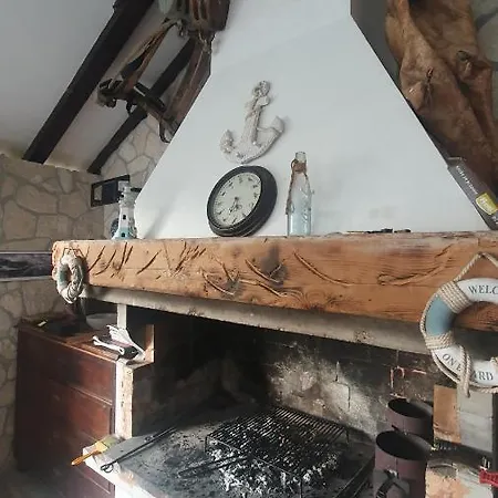 Anchor Apartment