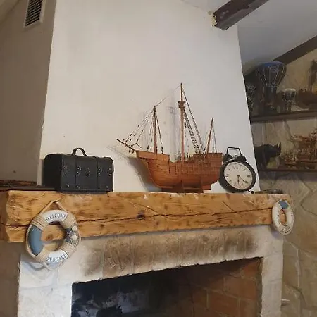 Anchor Apartment