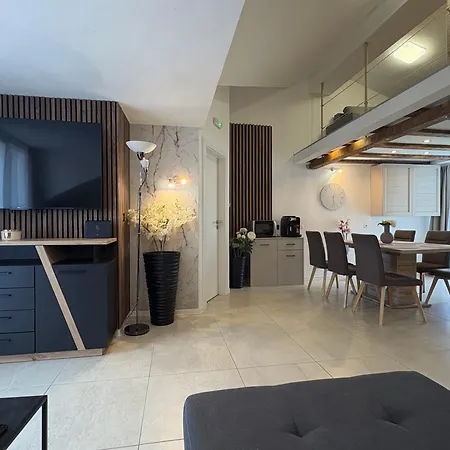 Apartment Anchor Slatine